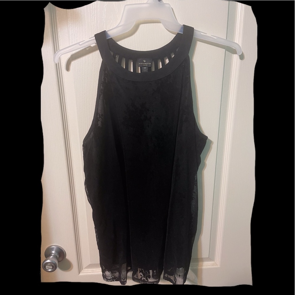 Ladies Worthington Top. Black lace detail. Stars across the back.